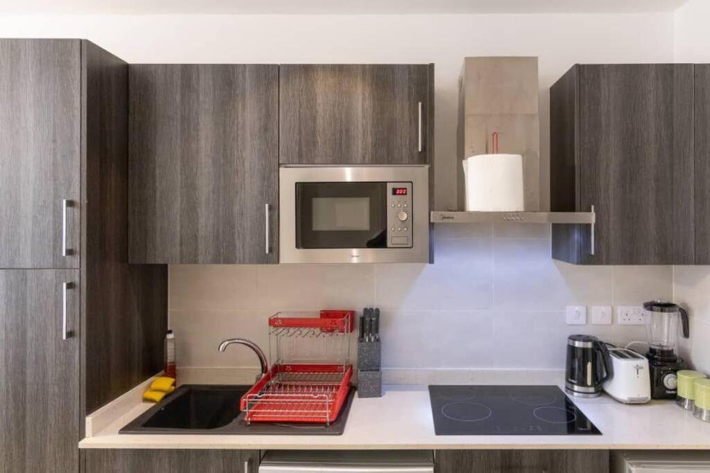 Apartament Luxurious Studio @Embassy Gardens Akra Zewnętrze zdjęcie